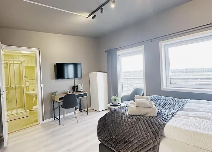E18rom Hotel
