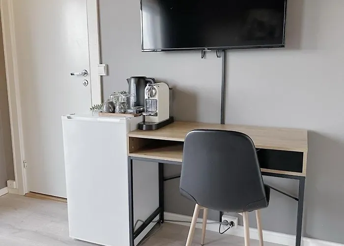 E18rom Hotel